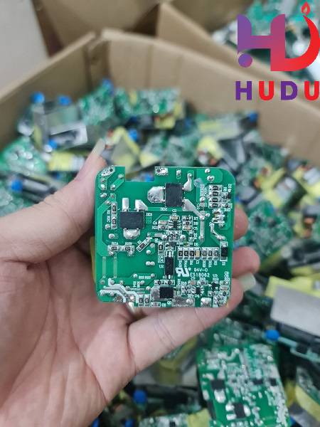 Sản phẩm nguồn không vỏ 15V – 3.5A